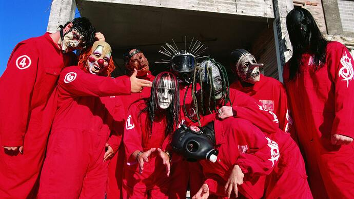 Slipknot-1999-press-shot