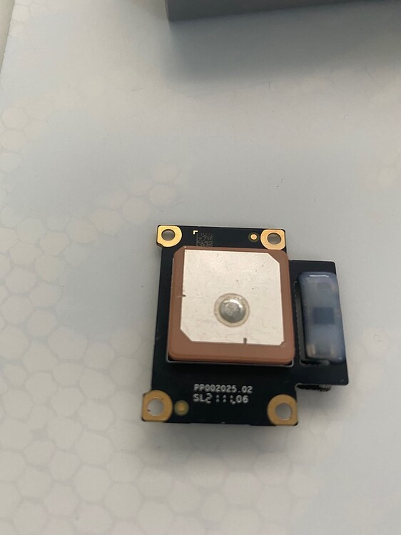Identification which ceramic GPS patch RF and Wireless Electronic