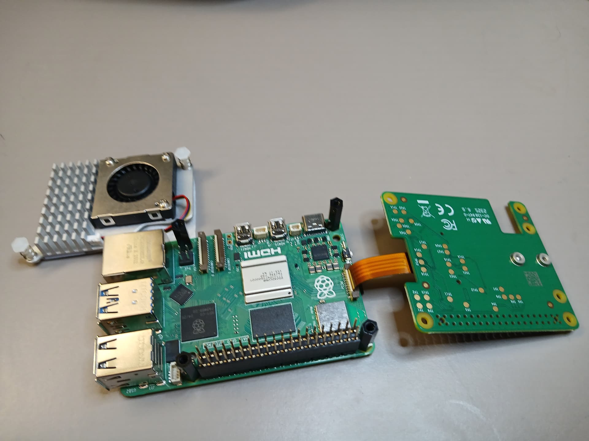 Raspberry Pi 5 Active Cooler - foro en español - DigiKey TechForum - An ...