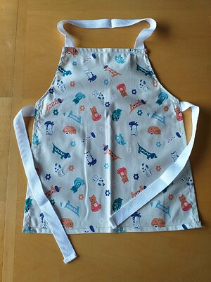 Cat and Dog Apron age 2-6 approximately