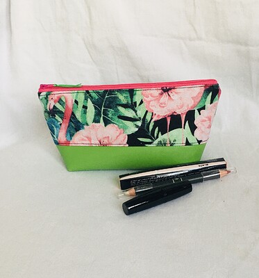 355 Make up Bag A
