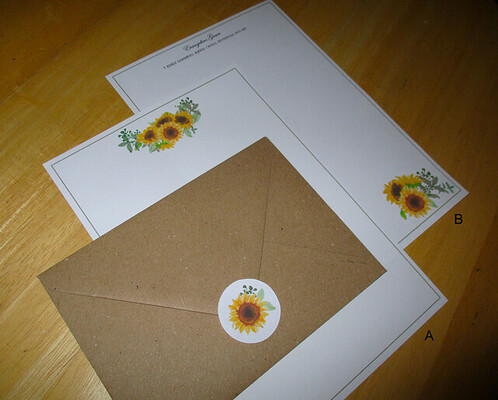 7670161-Sunflower-Writing-Paper-Set-20-Pieces-Optional-Personalisation-Stationery-1