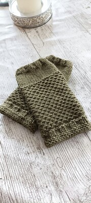 8070712-Fingerless-gloves-aran-knits-womens-winter-gloves-2