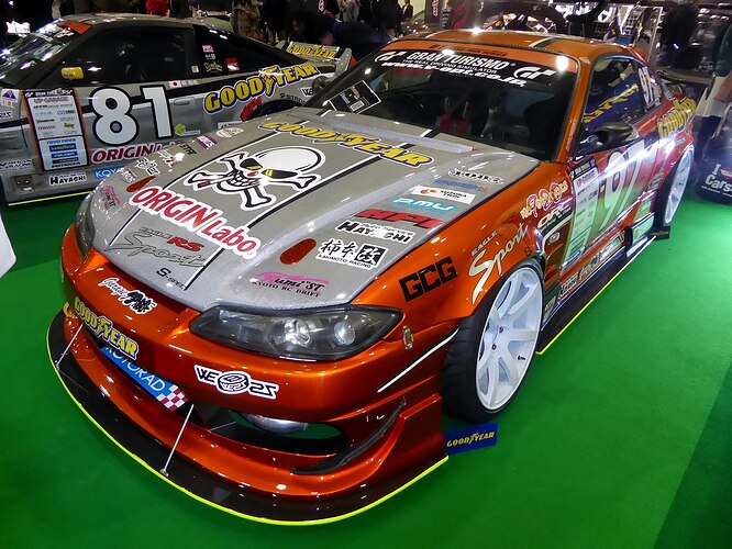2000px-OSAKA_AUTO_MESSE_2015_(364)_-_ORIGIN_Labo._D1GP_Teramachi-Goh