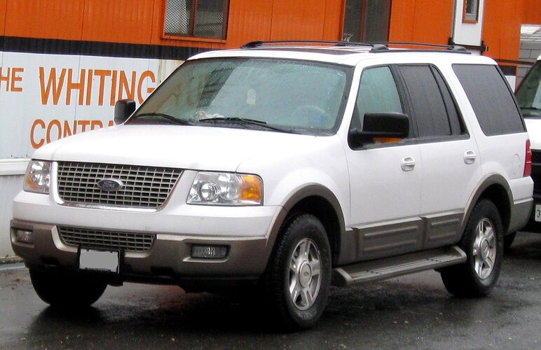 2003-2006_Ford_Expedition_--_11-25-2009