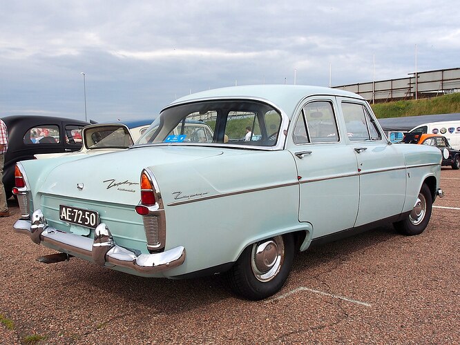 1964_Ford_Zephyr,_licence_AE-72-50,_pic3