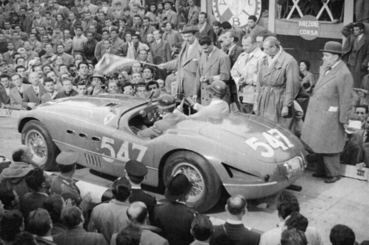 1953-04-26_Mille_Miglia_start_Ferrari_340_sn0280AM_Marzotto_Crosara