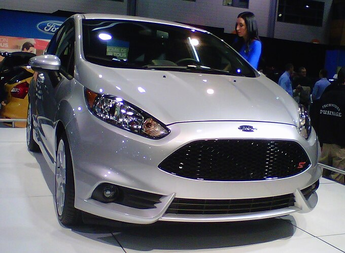 '14_Ford_Fiesta_ST_(SDLDQ_'13)