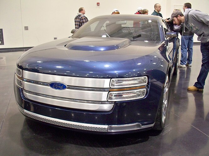 2000px-Ford_Interceptor_-_Front_View