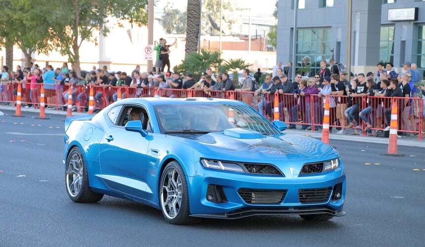 sema-2017-trans-am-worldwide-shows-off-super-duty-bird-0001-930x540