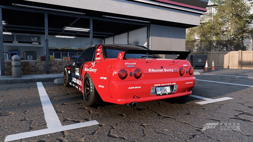 FH5 Advan RB R32 4