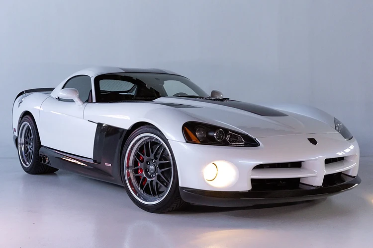 2006_dodge_asc-diamondback-viper_img_1154-3-52417