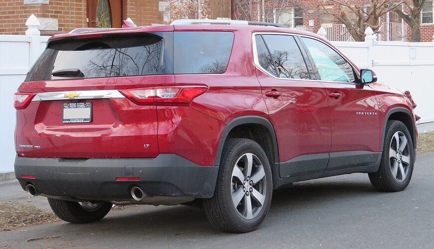 2018_Chevrolet_Traverse_rear_3.15.18