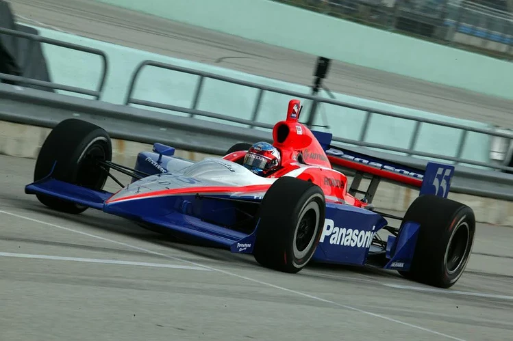 2003-dallara-ir-03-honda-the-official-car-of-v0-7at7mhkdnbz91