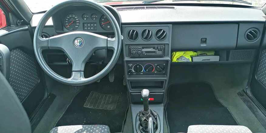 received_1377492079827883