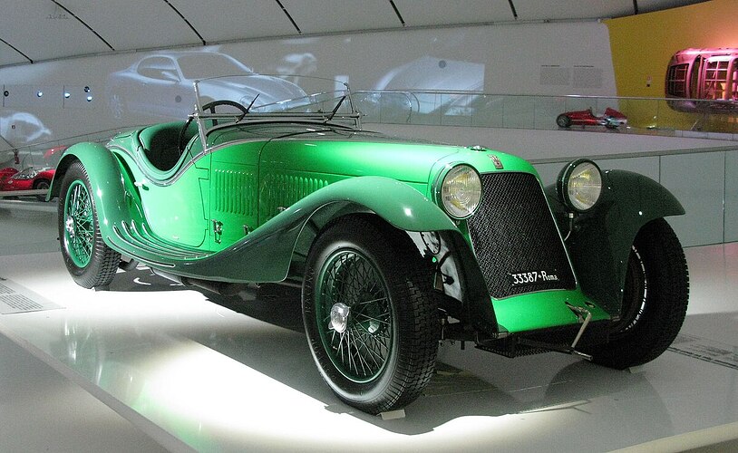 1200px-1932_Maserati_Tipo_V4