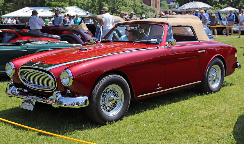 1953_Cunningham_C3_Cabriolet_front