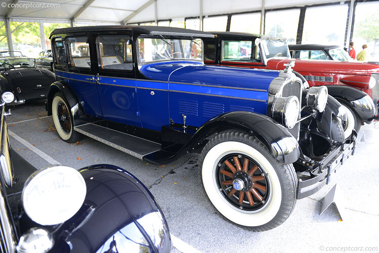 26-Stutz-Vertical8_DV-14-RMH-01