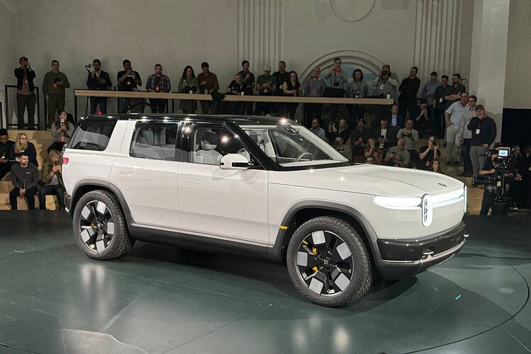 rivian-r2_1600