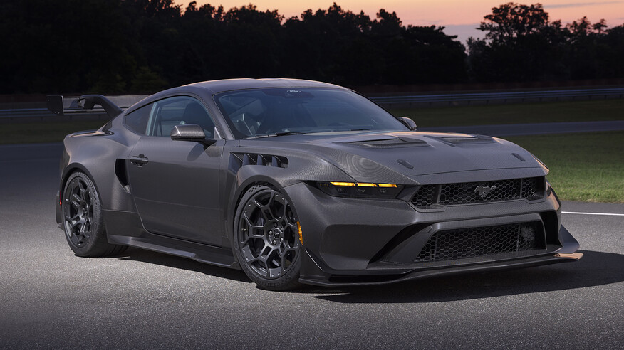 2025 Mustang GTD Liquid Carbon_01_0