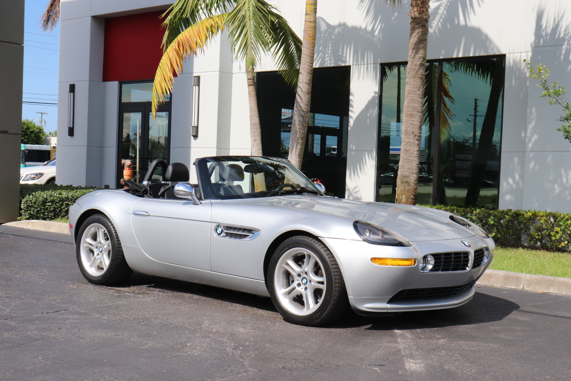 BMW Z8 Roadster IAA 1999 ミニチャンプス ディーラー別注 Minichamps BMW Z8 Roadster IAA 1999 schwarz 1/43 BMW Werbemodell