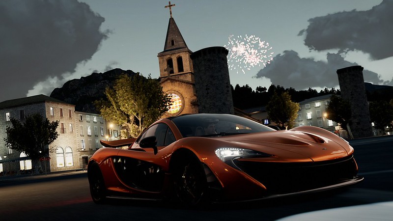 2013 McLaren P1