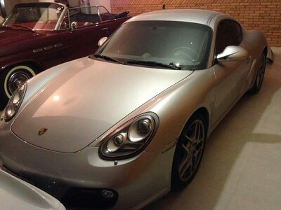 Porsche Cayman - 2011