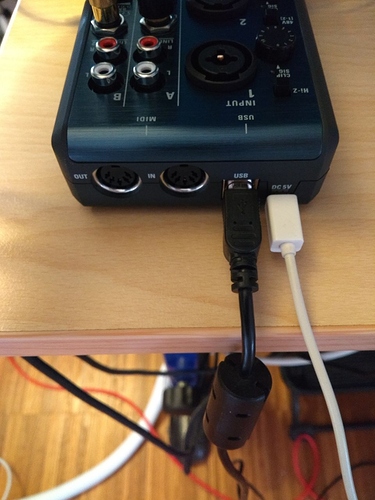 Audio interface: Zoom U24 suitable? - General Discussion - Mixxx