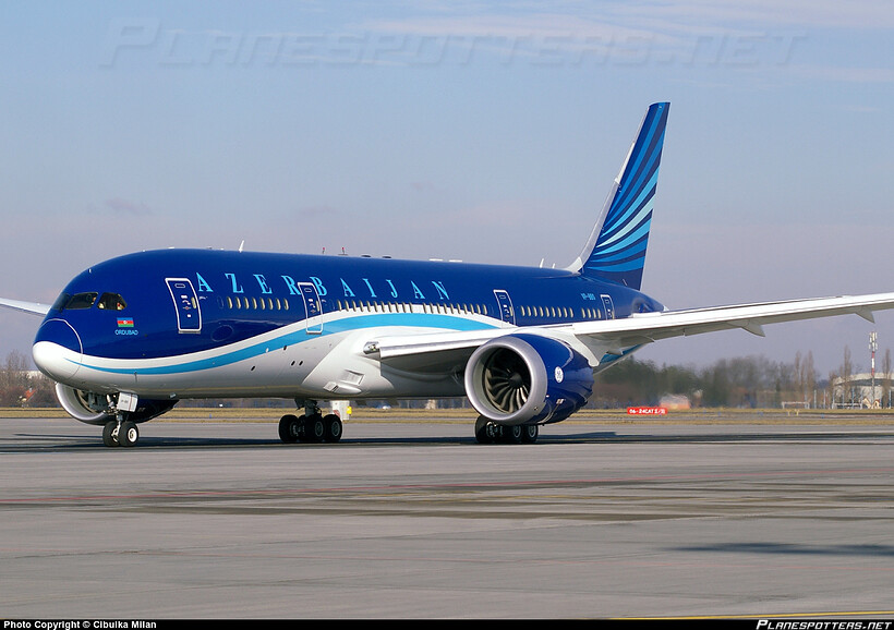 Azerbaijan Airlines Boeing 787-8 - Features - Infinite