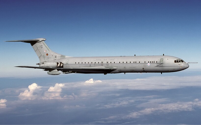 ❶　1/200　イギリス空軍　Vickers VC10 C1 XR807 ➀ 1/200 イギリス空軍 Vickers VC10 C1 XR807 - メルカリ