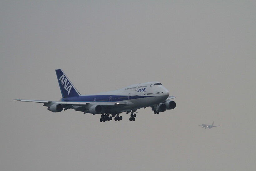 ANA Boeing 747-400/400D - Page 4 - Features - Infinite