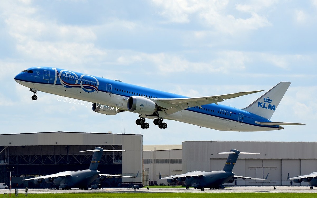 KLM100周年」特別塗装機 KLMオランダ航空 (787-10 | PH-BKA