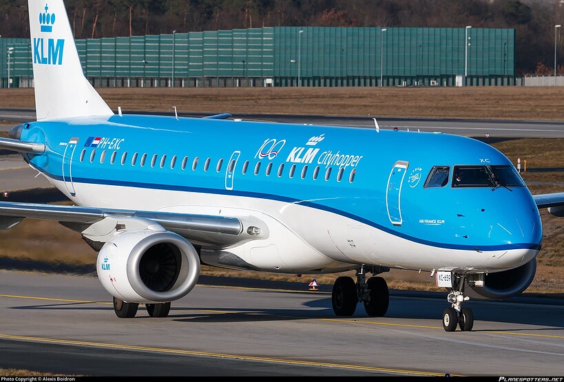 New KLM (Cityhopper) ERJ-190 - Features - Infinite Flight