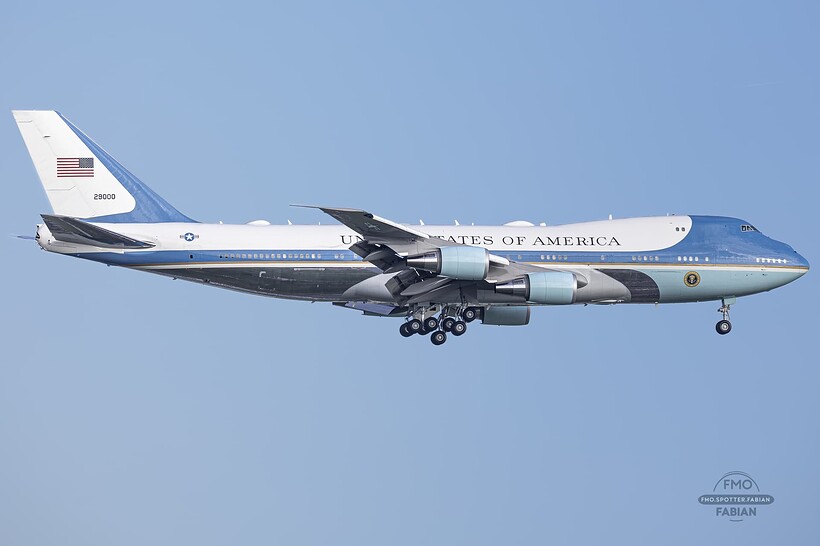 B747-200_VC25_29000-2
