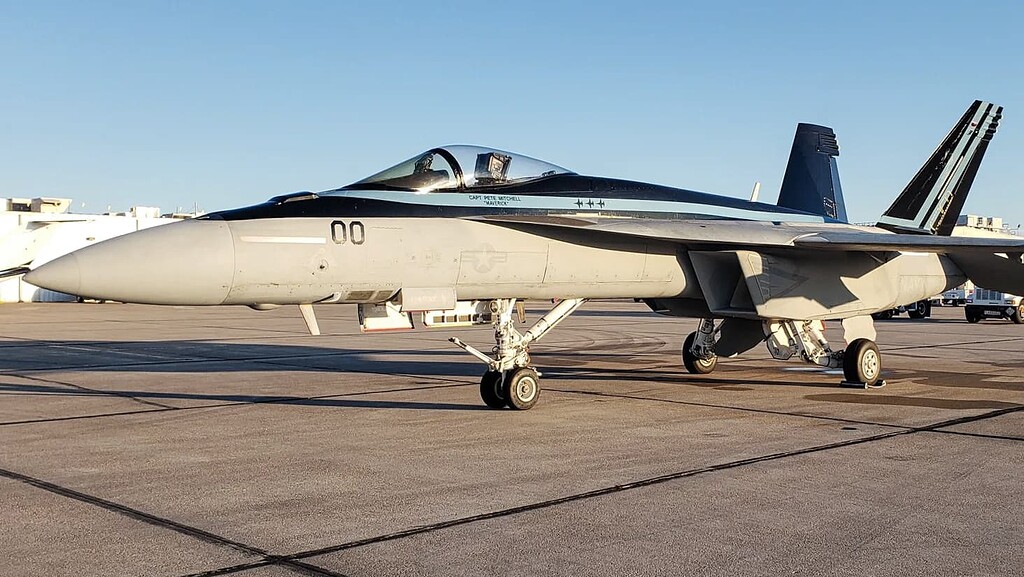 TOP GUN MAVRICK F/A-18 ・ F-15 Top Gun Maverick: F/A-18E Super Hornet Block Model “Maverick”