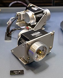 220x275