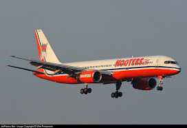 Hooters Air 757-200 Livery - Features - Infinite Flight