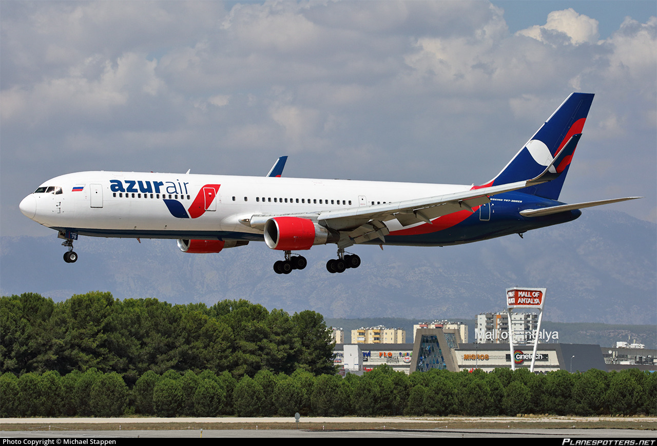 ra-73079-azur-air-boeing-767-3y0er-wl_PlanespottersNet_1314602_0bc4515eed_o