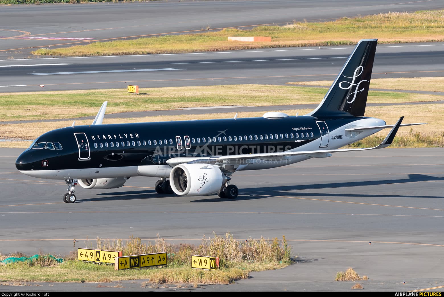 Starflyer A320neo - Features - Infinite Flight Community