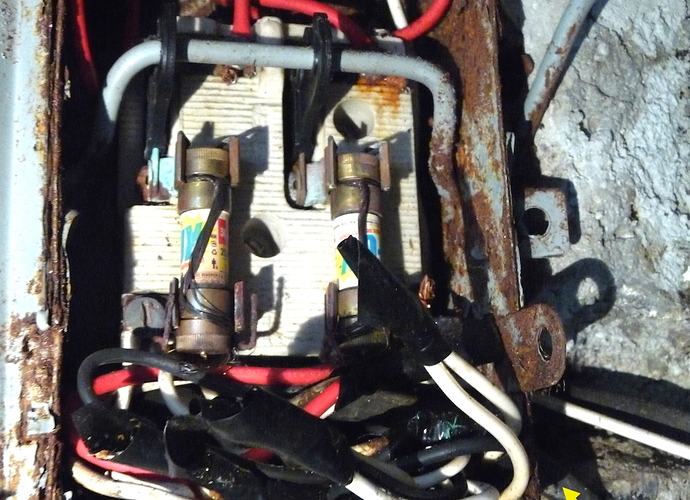 Pump wiring 2.JPG