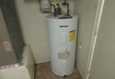 Water heater Pic 1.jpg