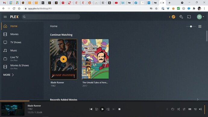 Tapping the arrow on the video box in the middle of the screen does nothing
