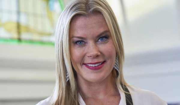 Alison Sweeney Pulls Back the Wedding Veil to Take Us Behind the Scenes