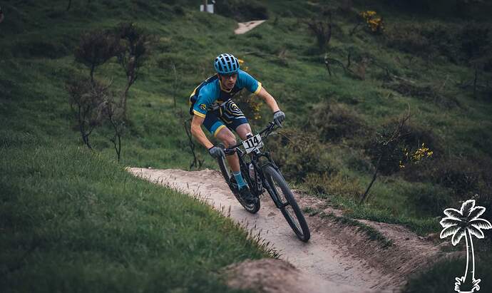 received_900676610837471