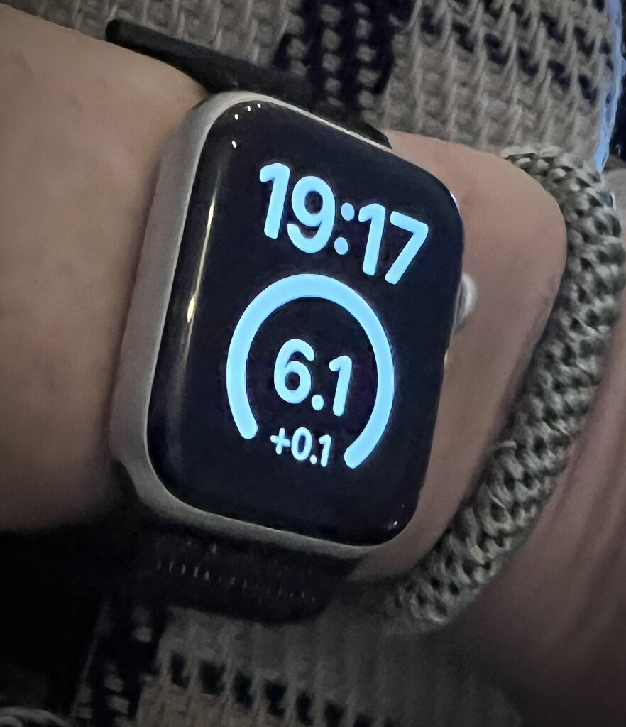Fix for tiny on your Apple Watch Glucose Monitoring